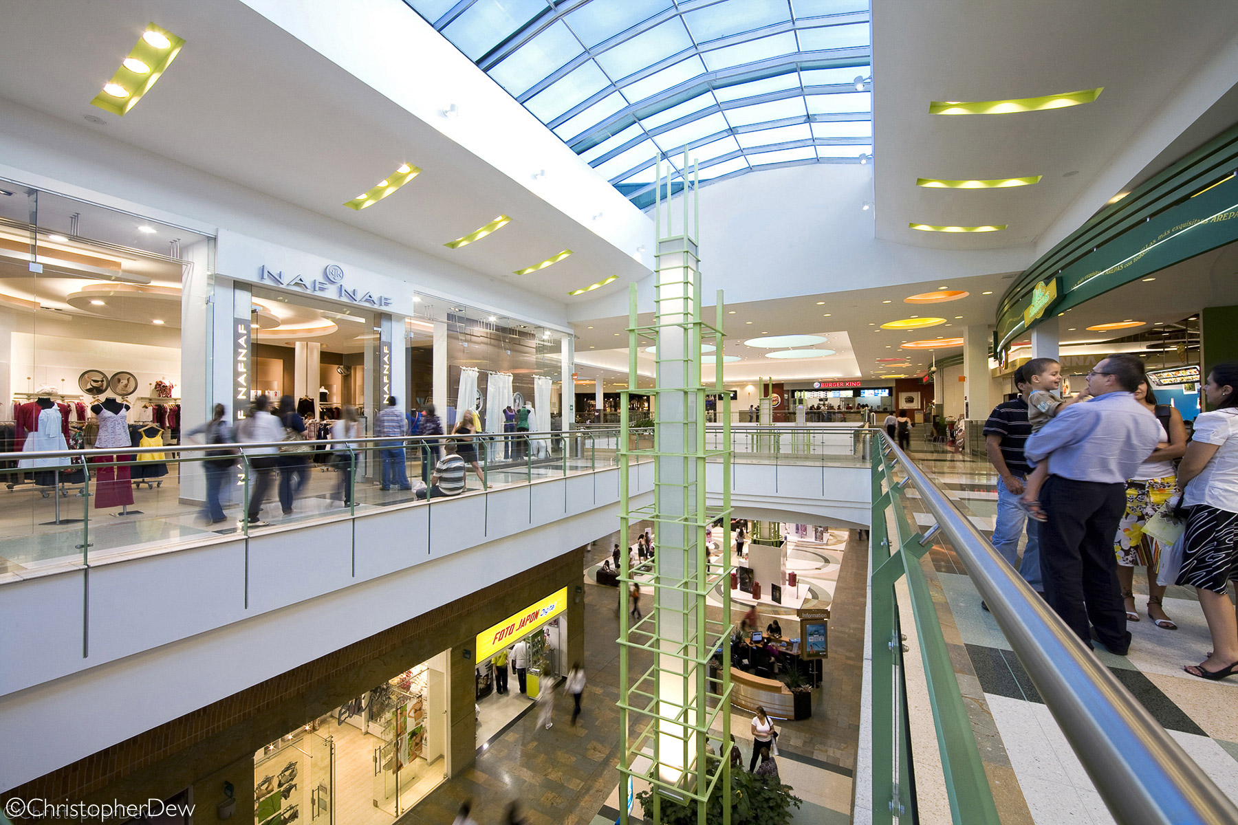El-Tesoro-Parque-Comercial-Medellin-Colombia.jpg