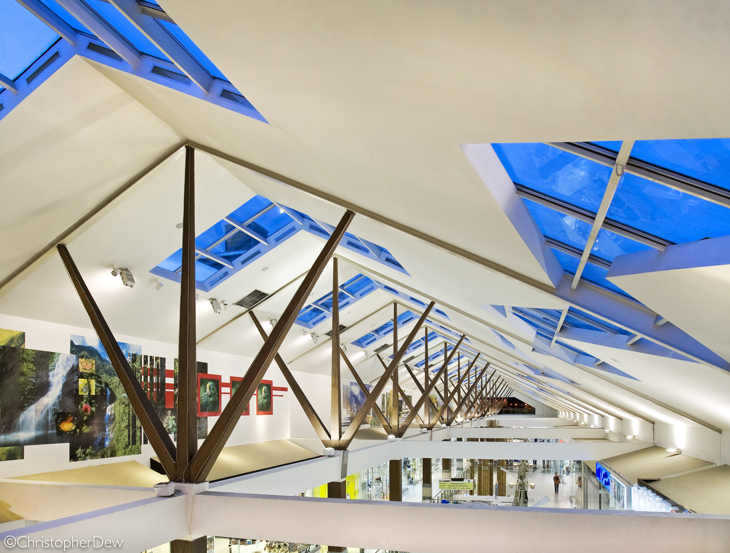 los-molinos-shopping-mall.jpg